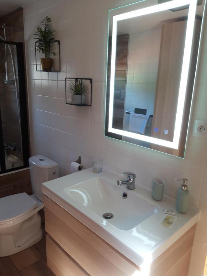 Dun-sur-Meuse B&B Chez Fouchs - Chambre D'Hotes الغرفة الصورة