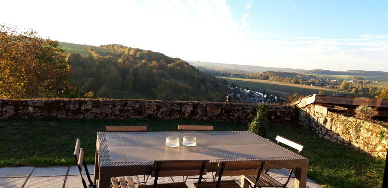 Dun-sur-Meuse B&B Chez Fouchs - Chambre D'Hotes المظهر الخارجي الصورة